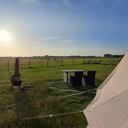 Bell-tent Rosa Met Uitzicht Luxuszelt Hensbroek