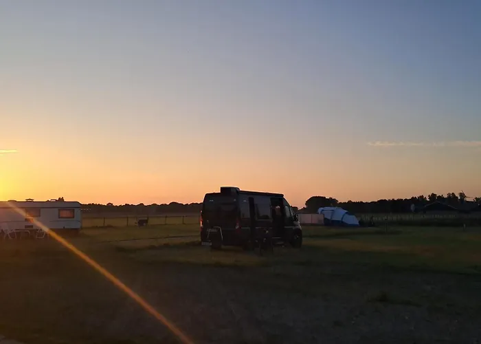 Glamping Tent Rosa * Hensbroek