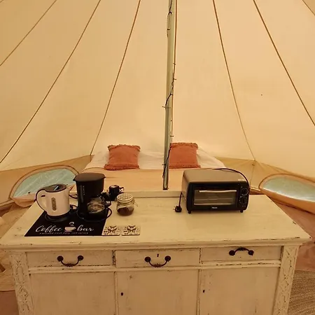 Luxe tent Bell-tent Rosa Met Uitzicht